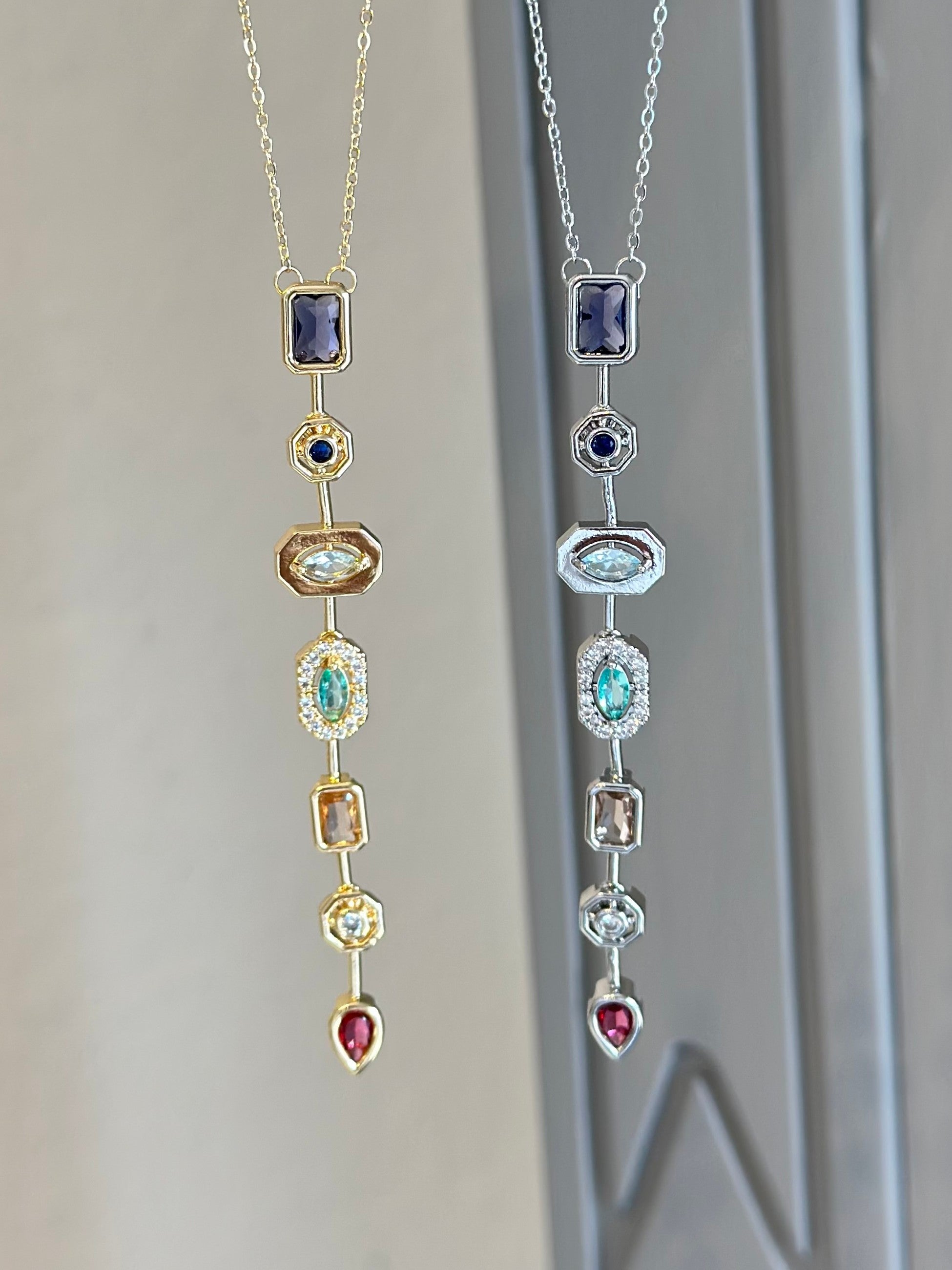 Özel Tasarım MG Trend Renkli Dekolte Kolyesi