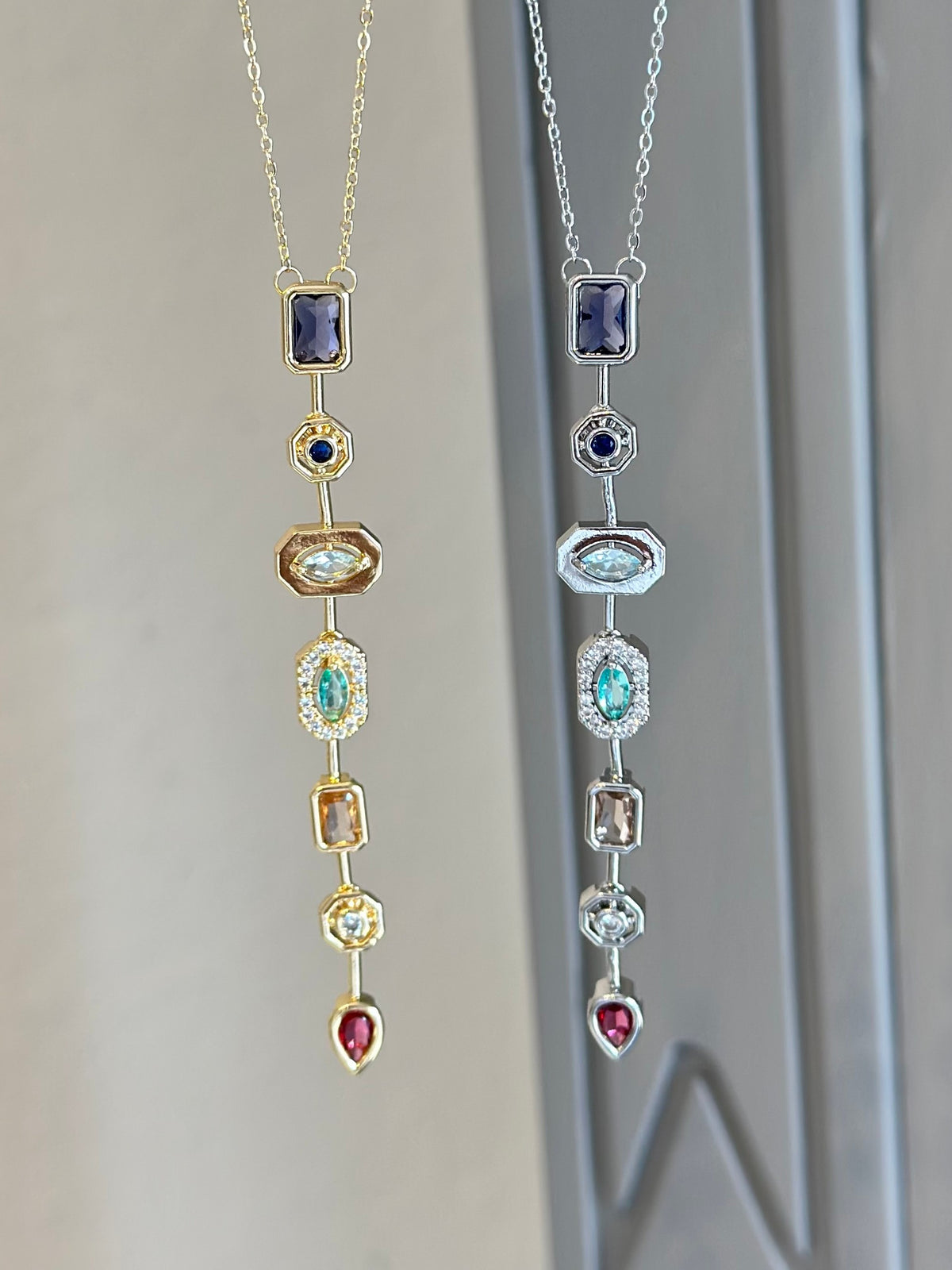 Özel Tasarım MG Trend Renkli Dekolte Kolyesi