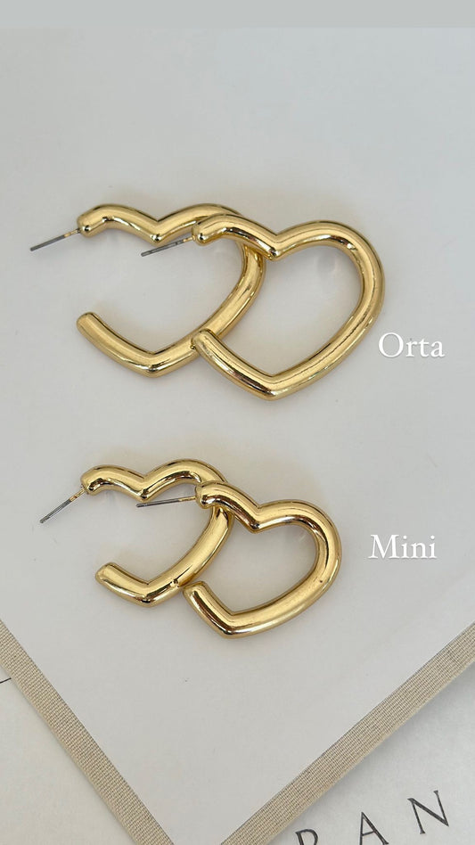 Gold Renk Hafif Kalp Küpe ( Orta )