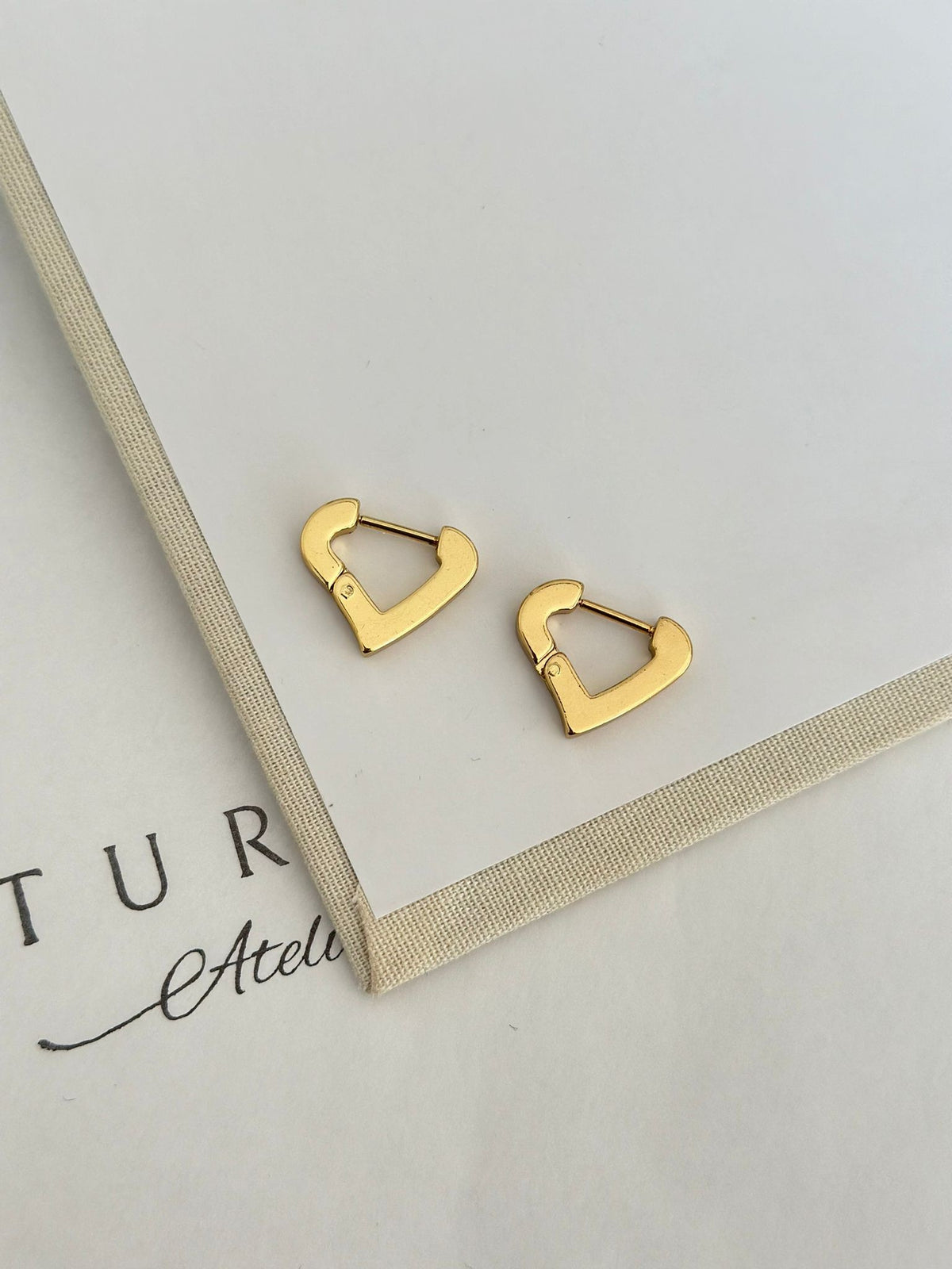 Mini Çelik Kalp Küpe