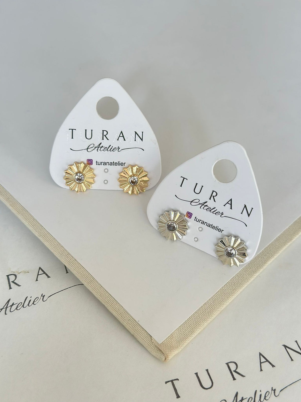 Mini Flower Küpe / Gold