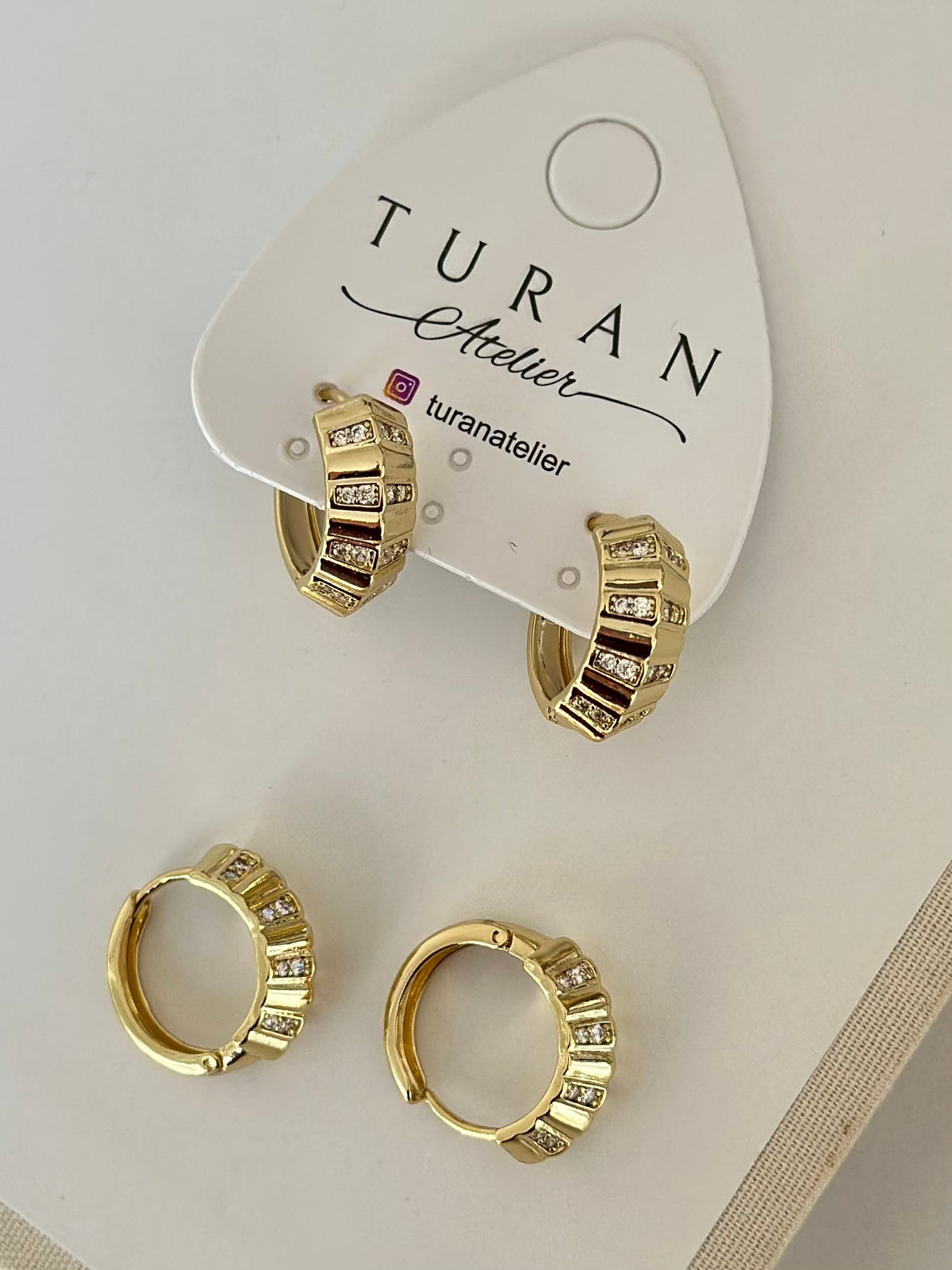 Özel Seri Mini Taşlı Halka Küpe