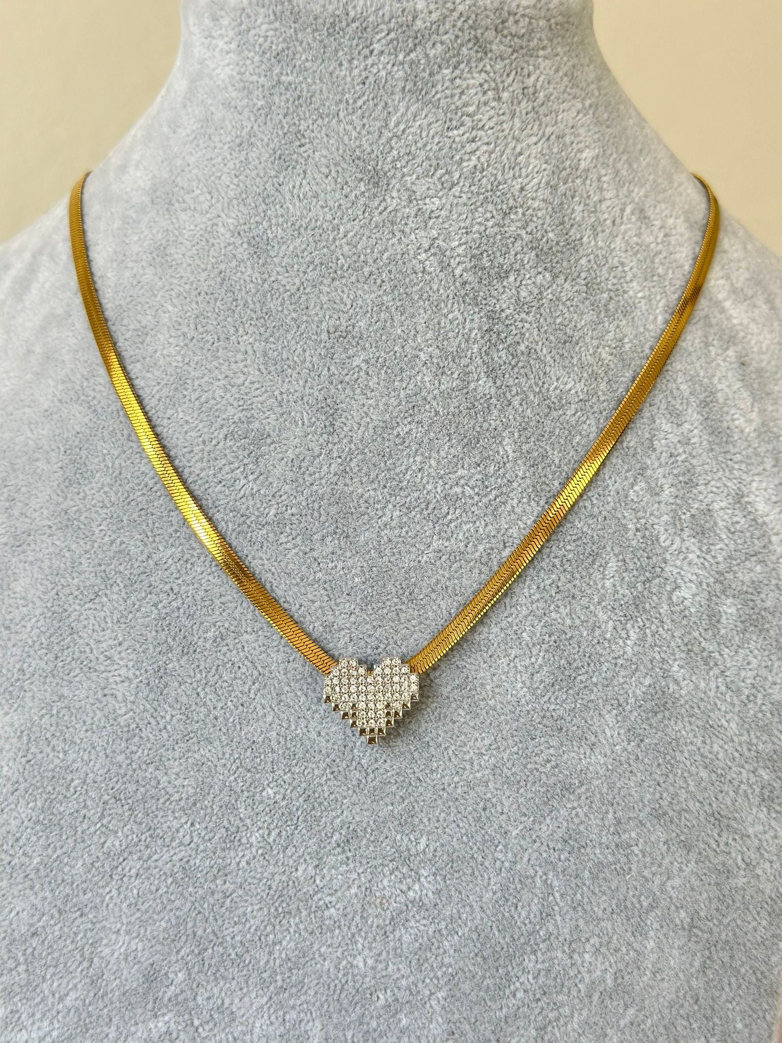 Kalp detay italyan kolye