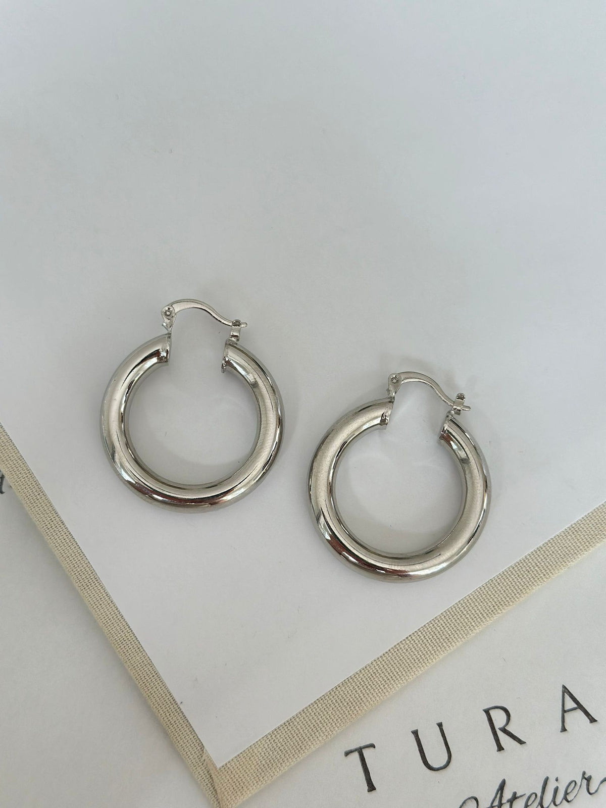 Gümüş Renk Halka Küpe