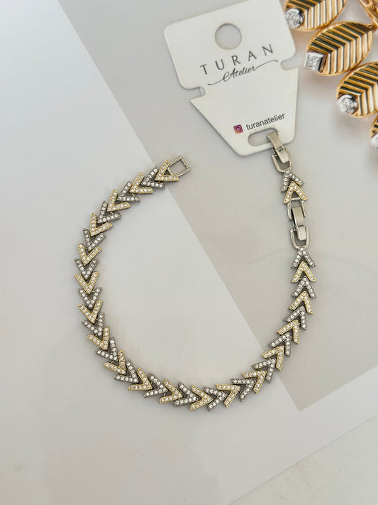 Full Taşlı Özel Tasarım V bileklik