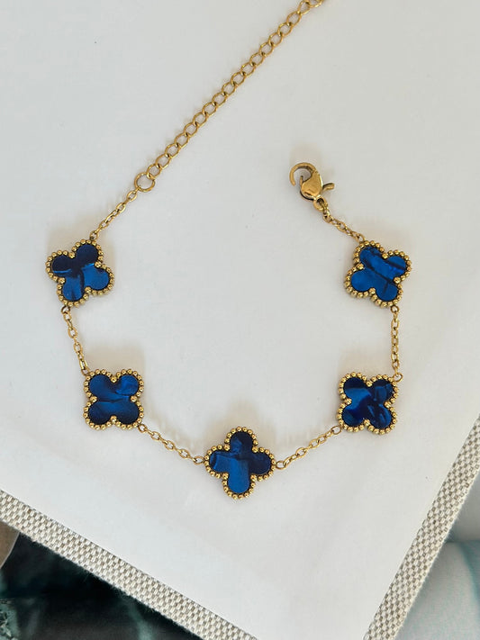 Gold Detay Lacivert Yonca Bileklik