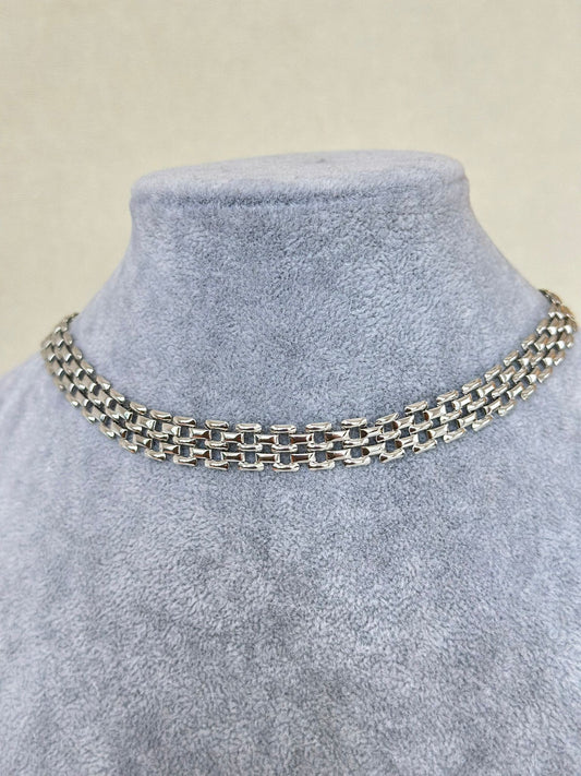 Gümüş Rengi Choker Kolye