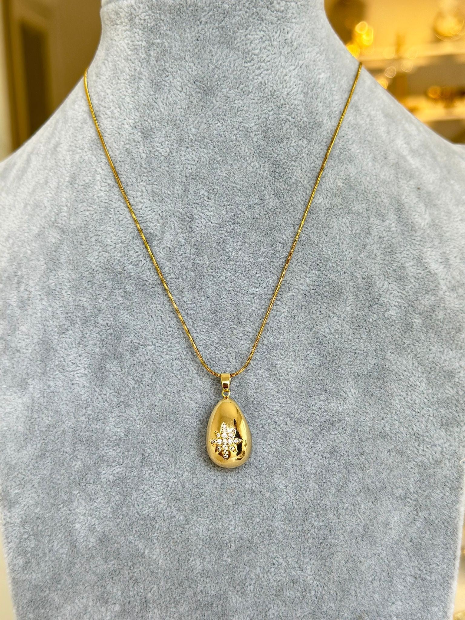 Bubble Yıldız Kolye