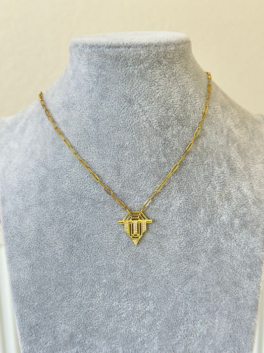 Mini Leyla Model Üçgen Gold Kolye | 2