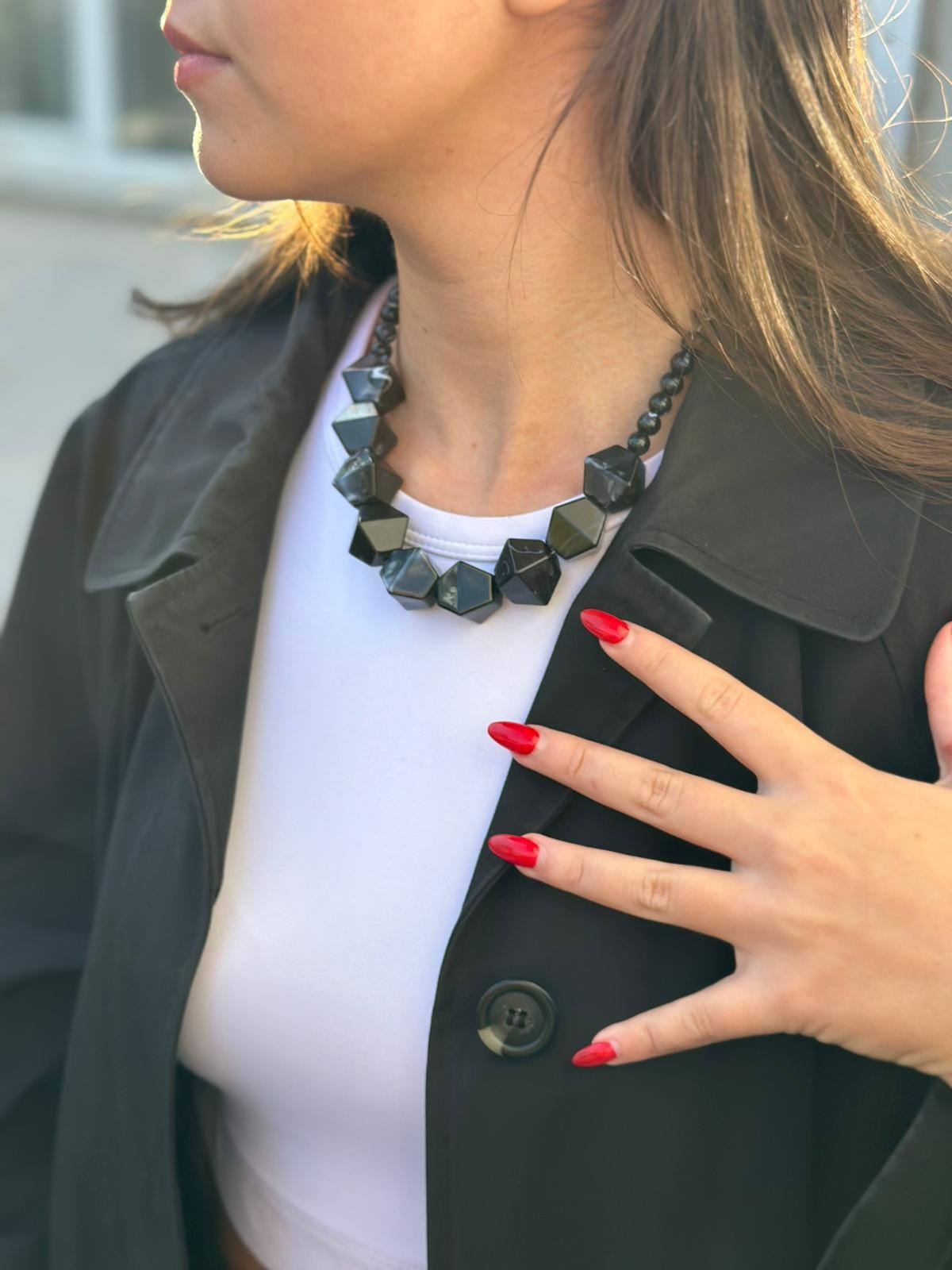 Siyah Küp Detay Kolye