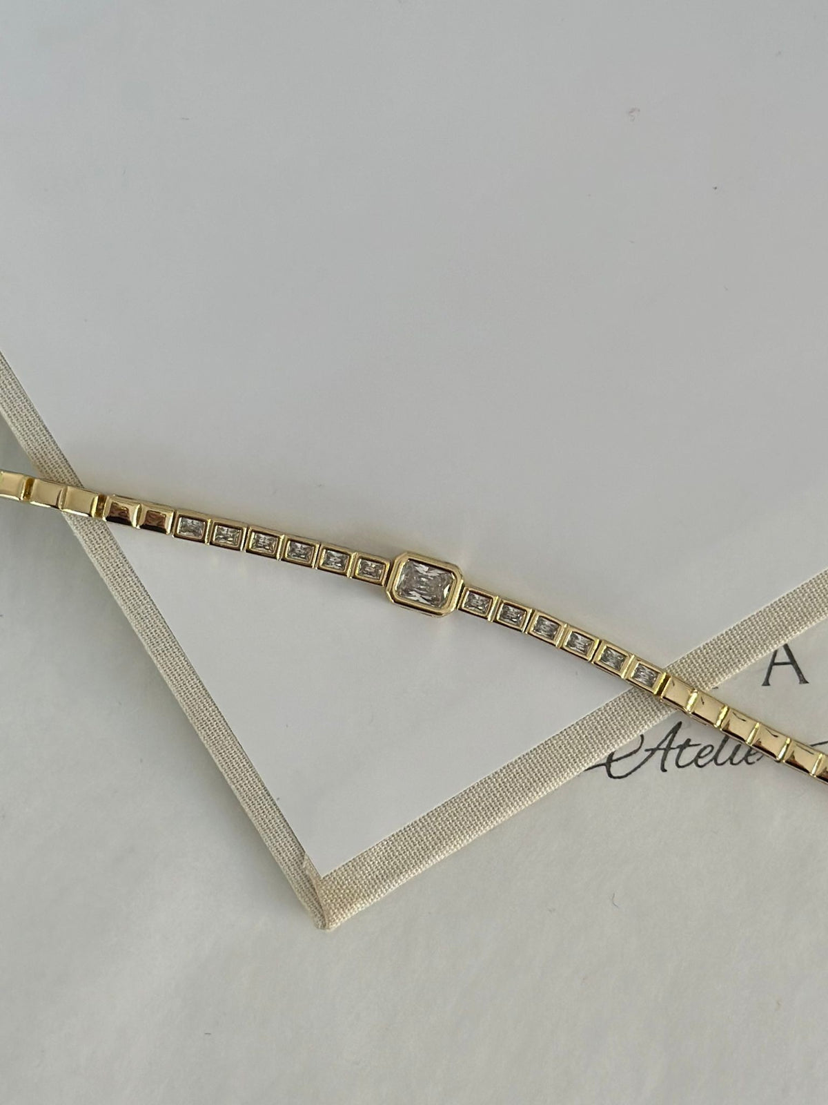 Baget Taşlı Özel Seri Bileklik