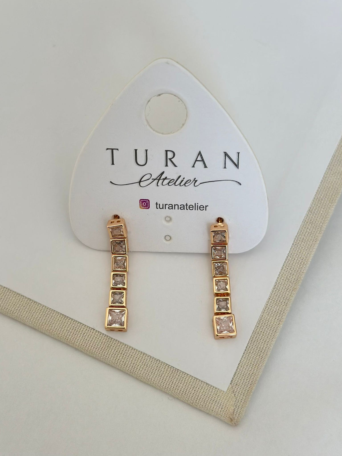 Sallantılı Baget Özel Seri Küpe