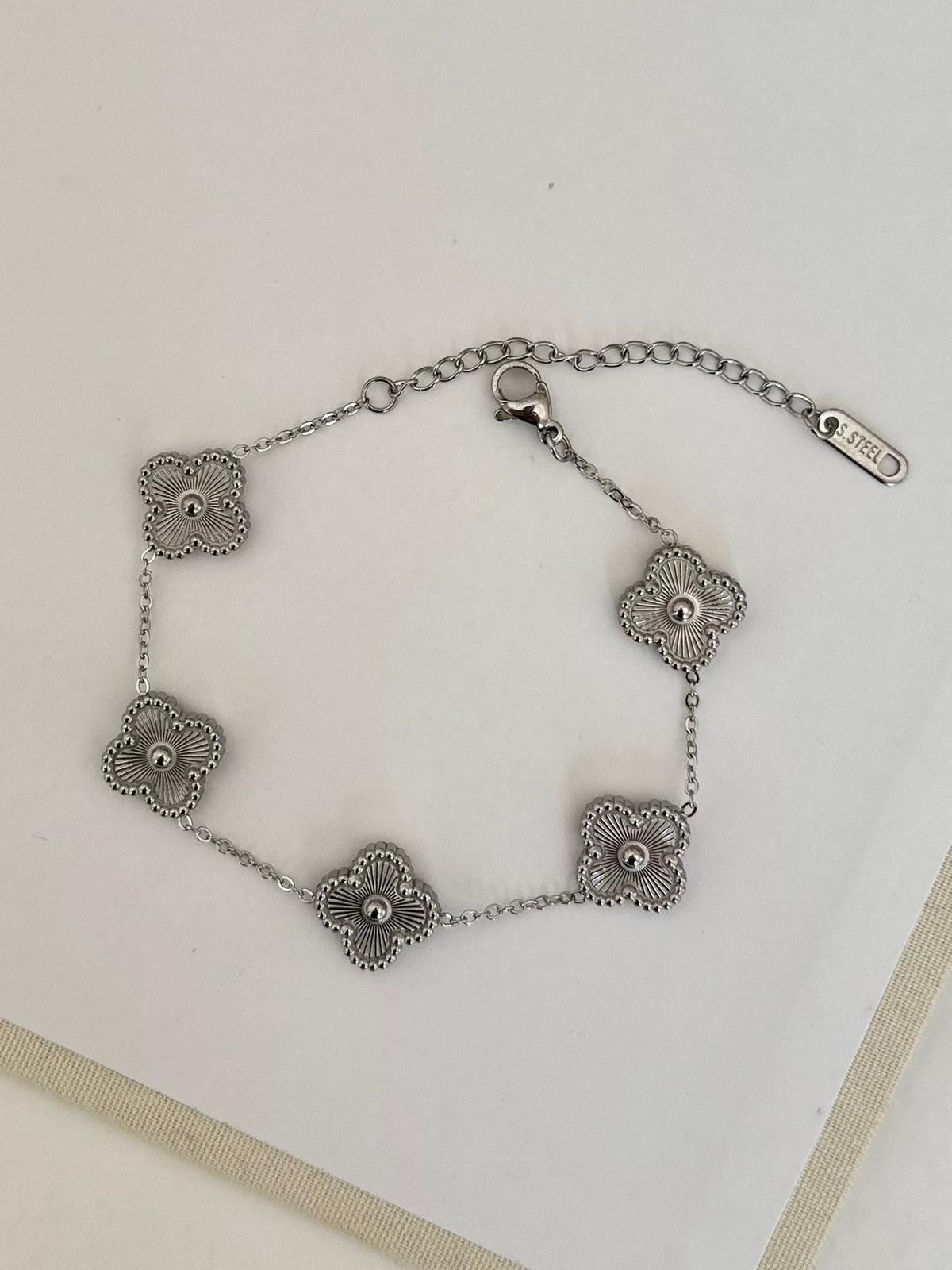 Gümüş Renk Yonca Bileklik