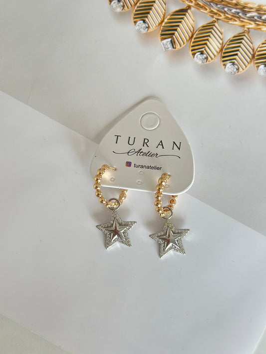 Gold Topçuk Halka Yıldız Küpe