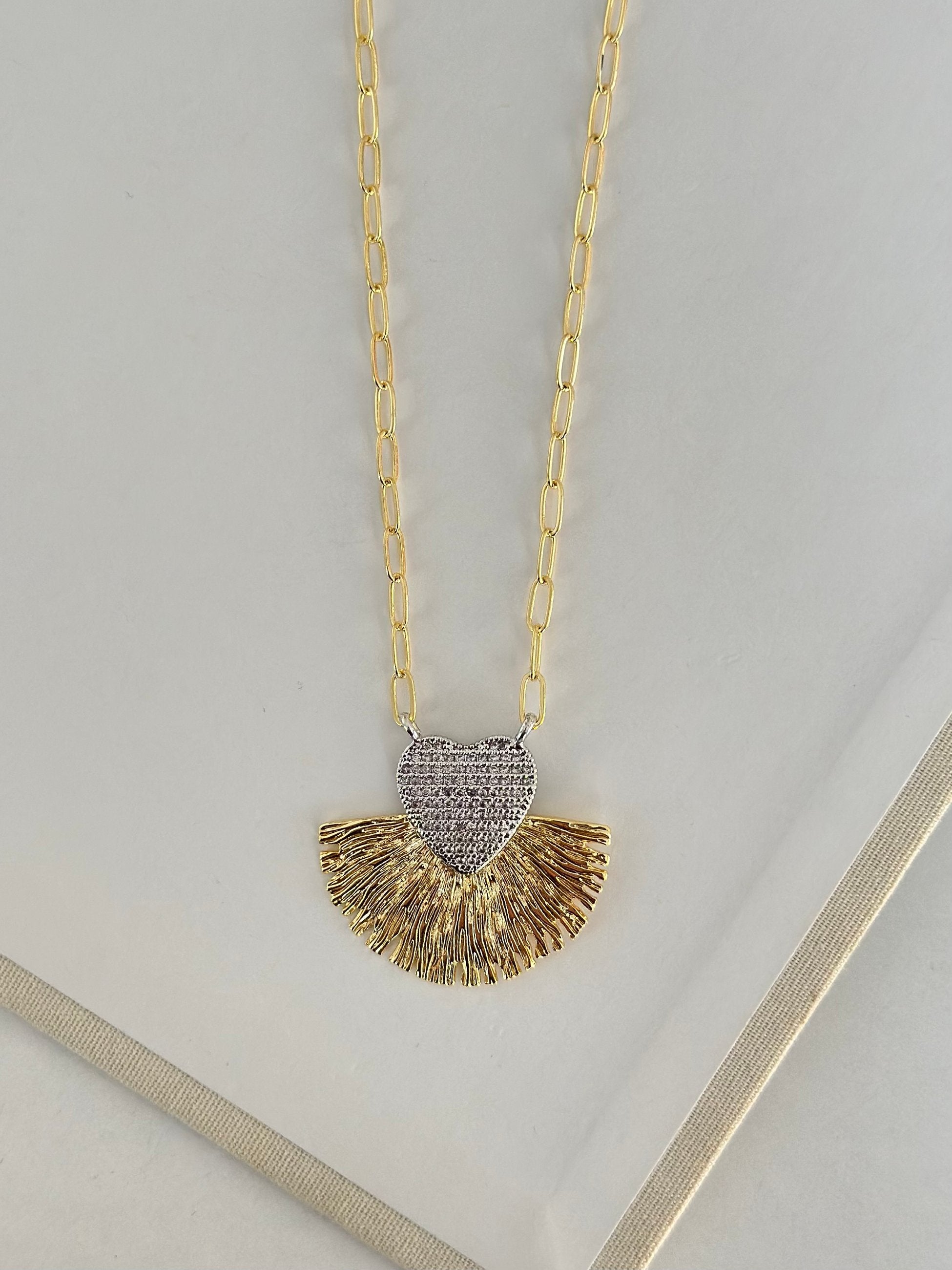 Zirkon Yelpaze Kalp Kolye