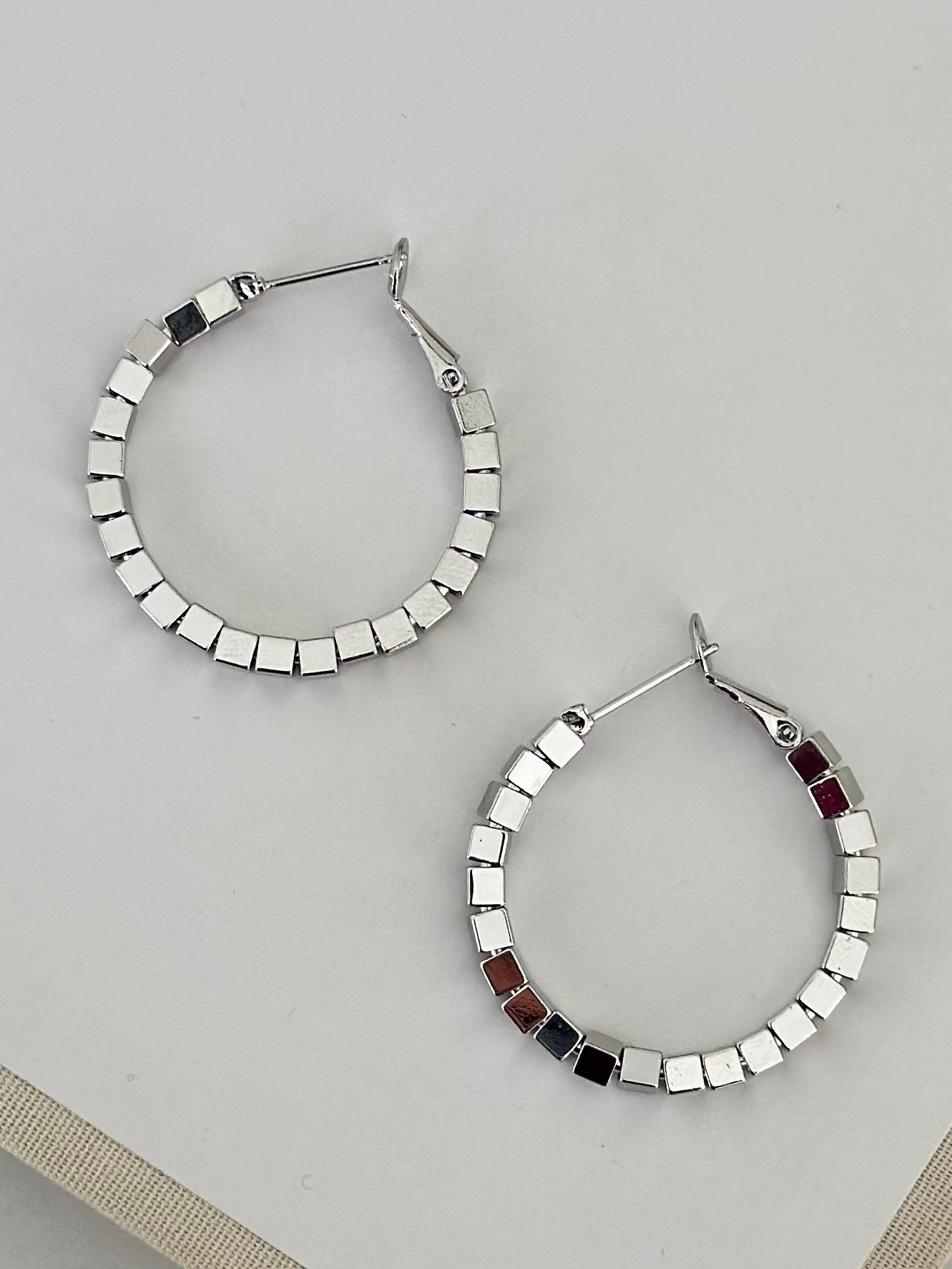 Mini Küp Model Halka Küpe