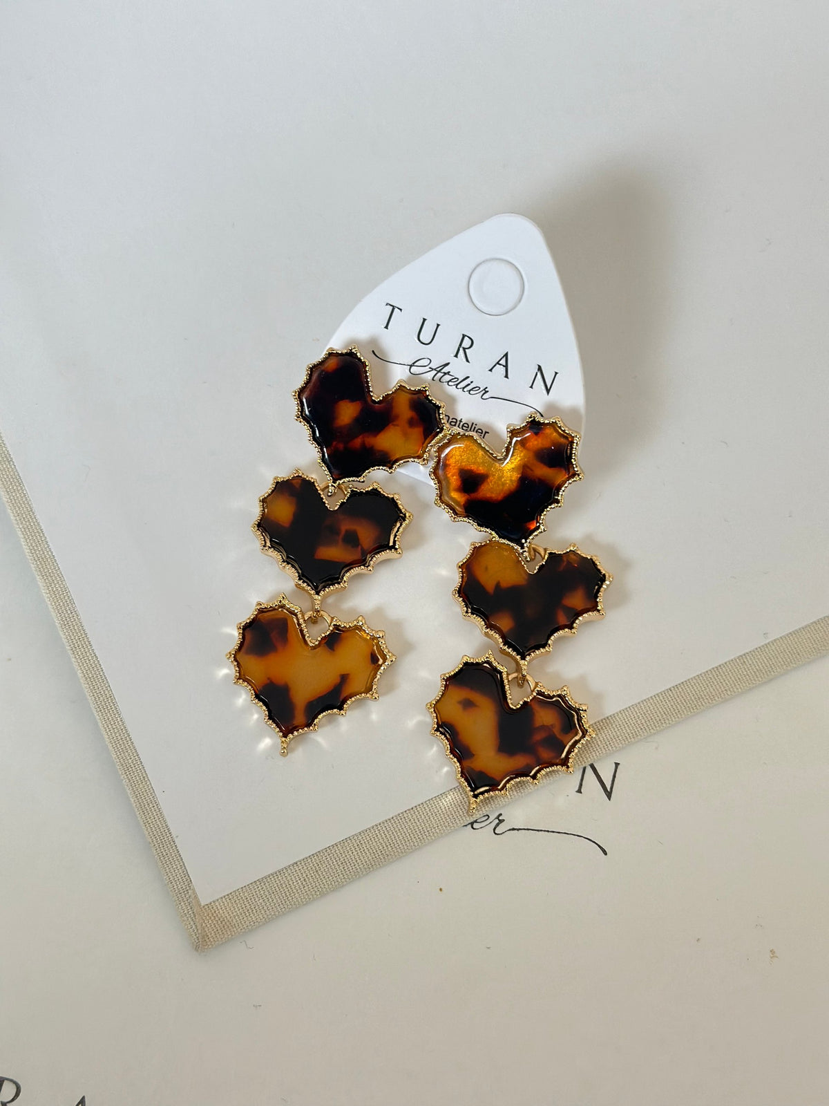 Tarçın Leopar Özel Tasarım Kalp Küpe