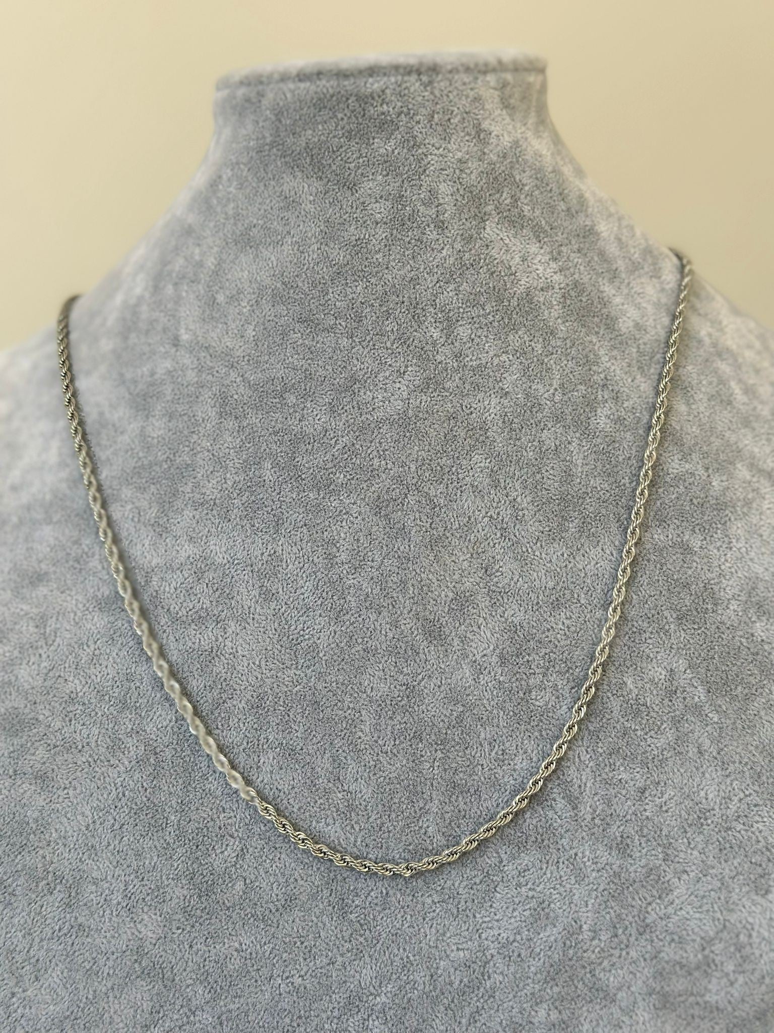 Gümüş Renk Çelik Burgu Zincir