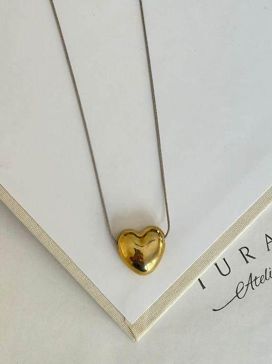 Bombe Kalp Uzun Kolye