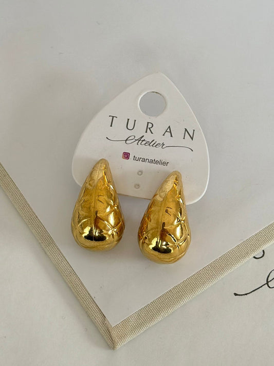 Çizgili Marka Gold Renk Küpe