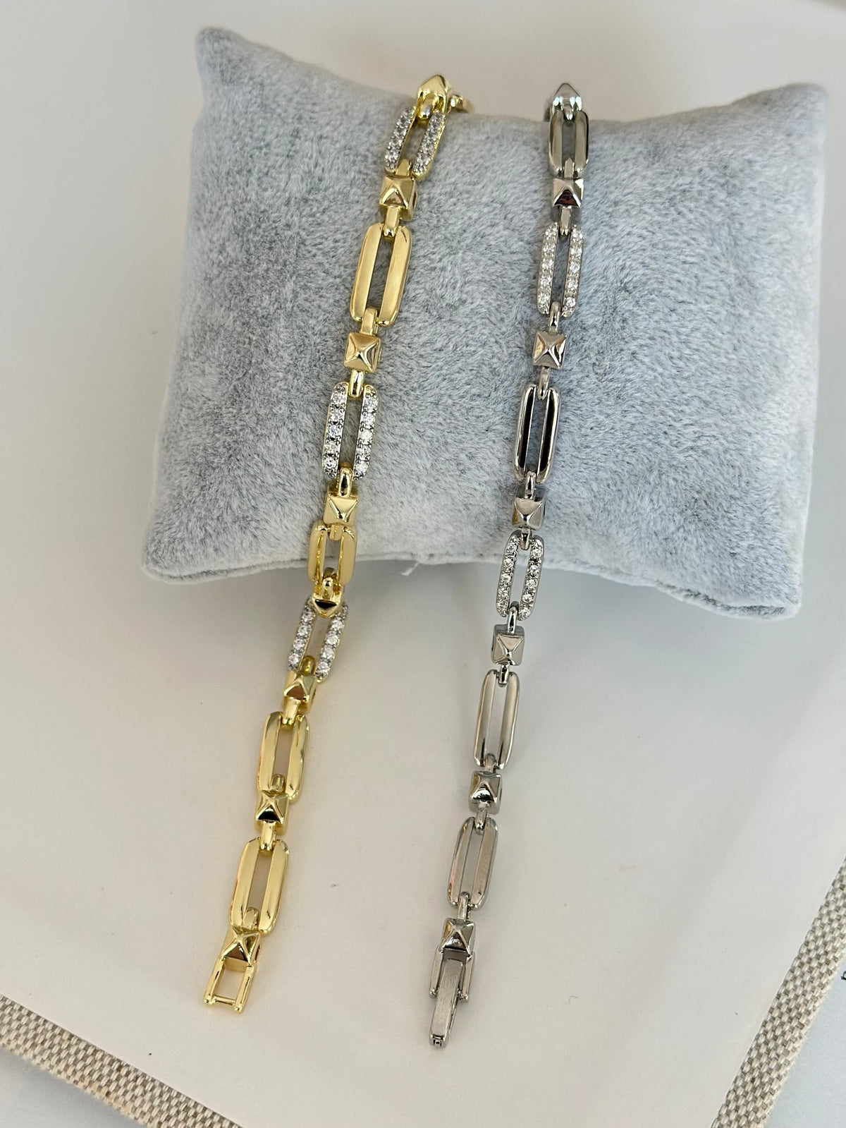 Dikdörtgen Boşluk Model Tasarım Bileklik