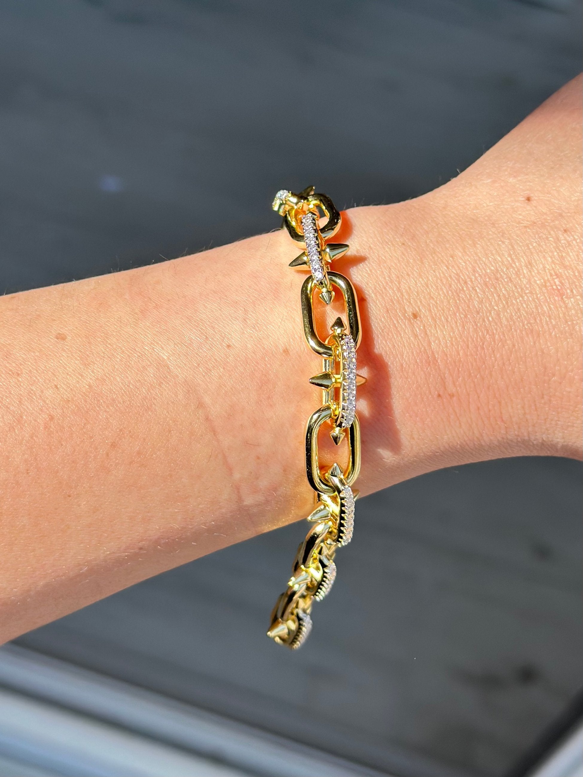 Özel Seri Taşlı Tiff Tasarım Gold Bileklik