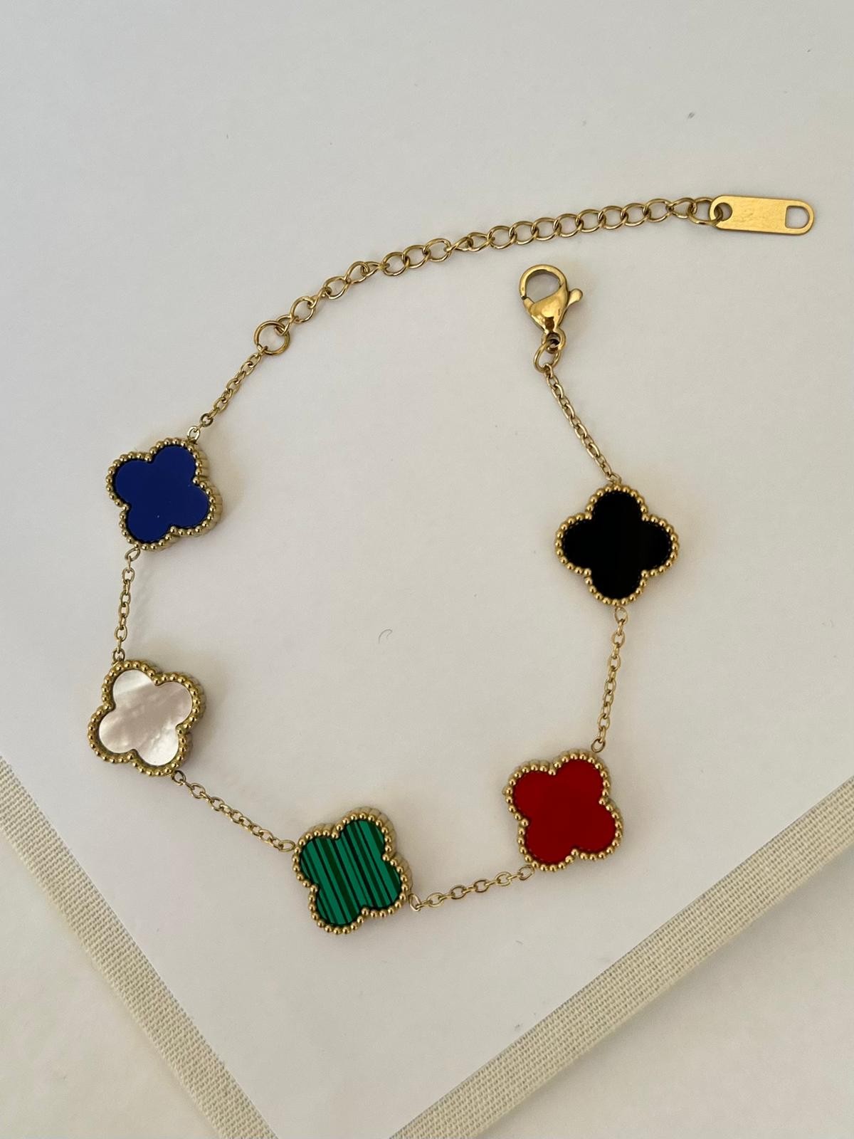 Çok Renkli Yonca Bileklik