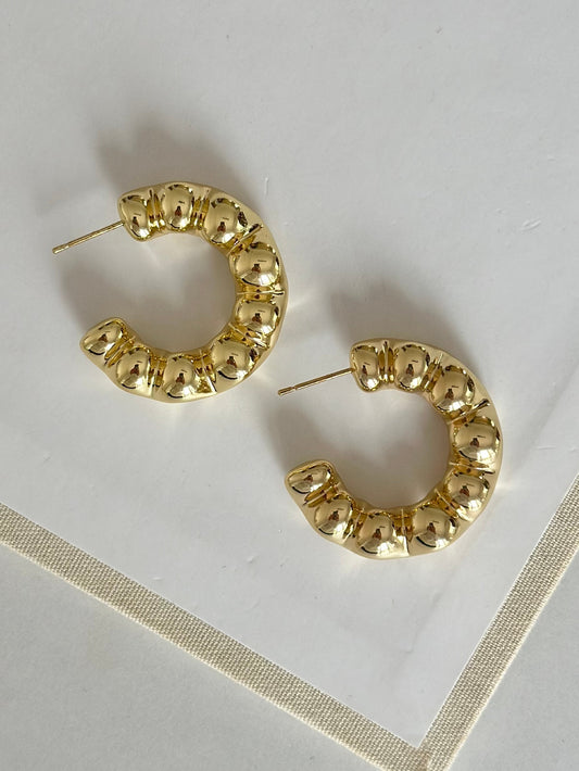 14 K Renk S Model Küpe