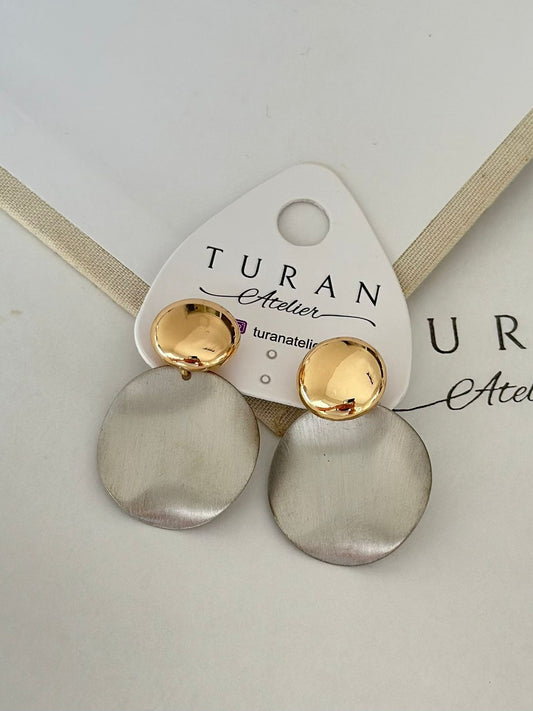 Gümüş Renk Taş Plaka Küpe