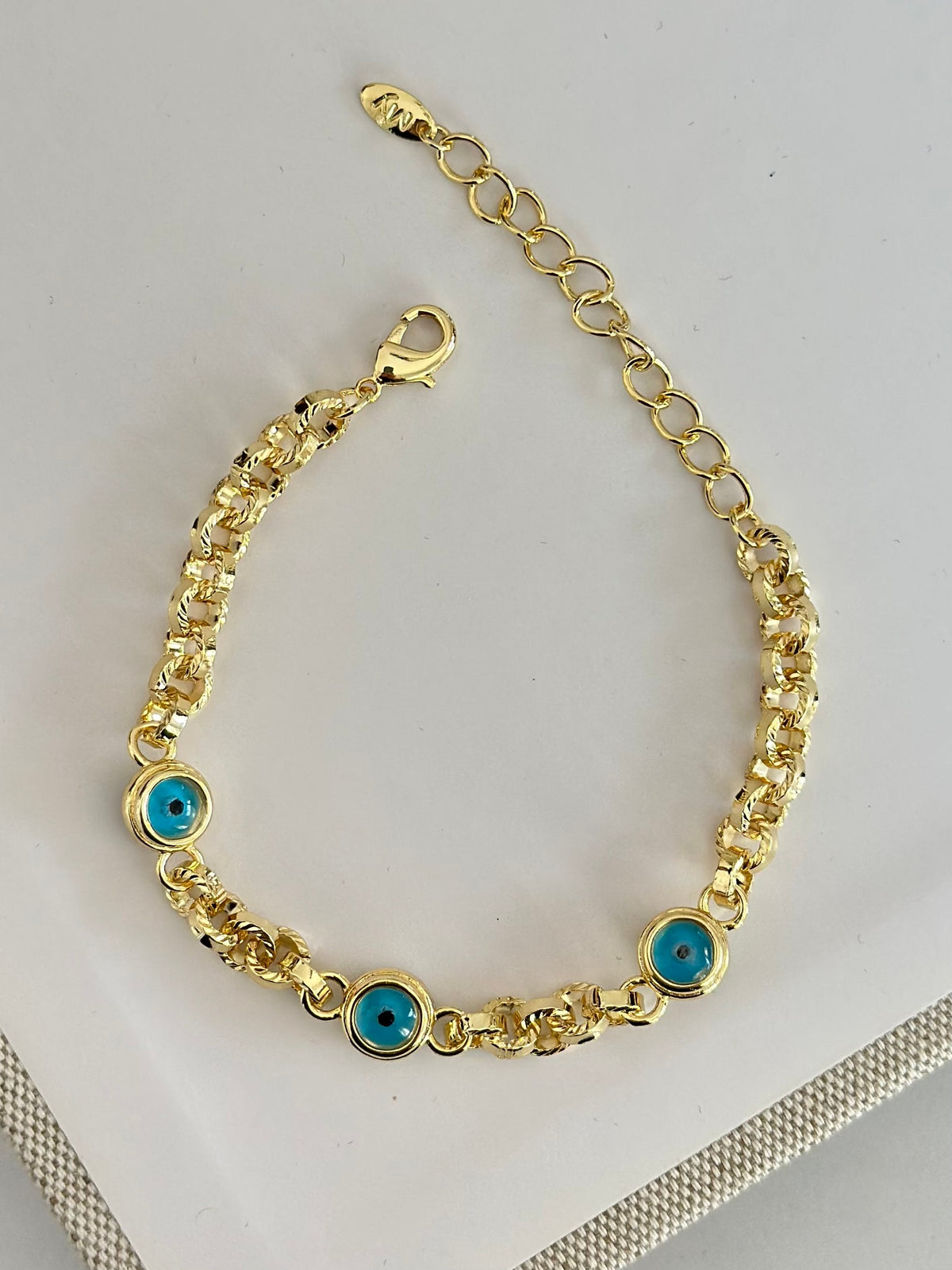 Mavi Nazar Boncuklu Altın Model Bileklik