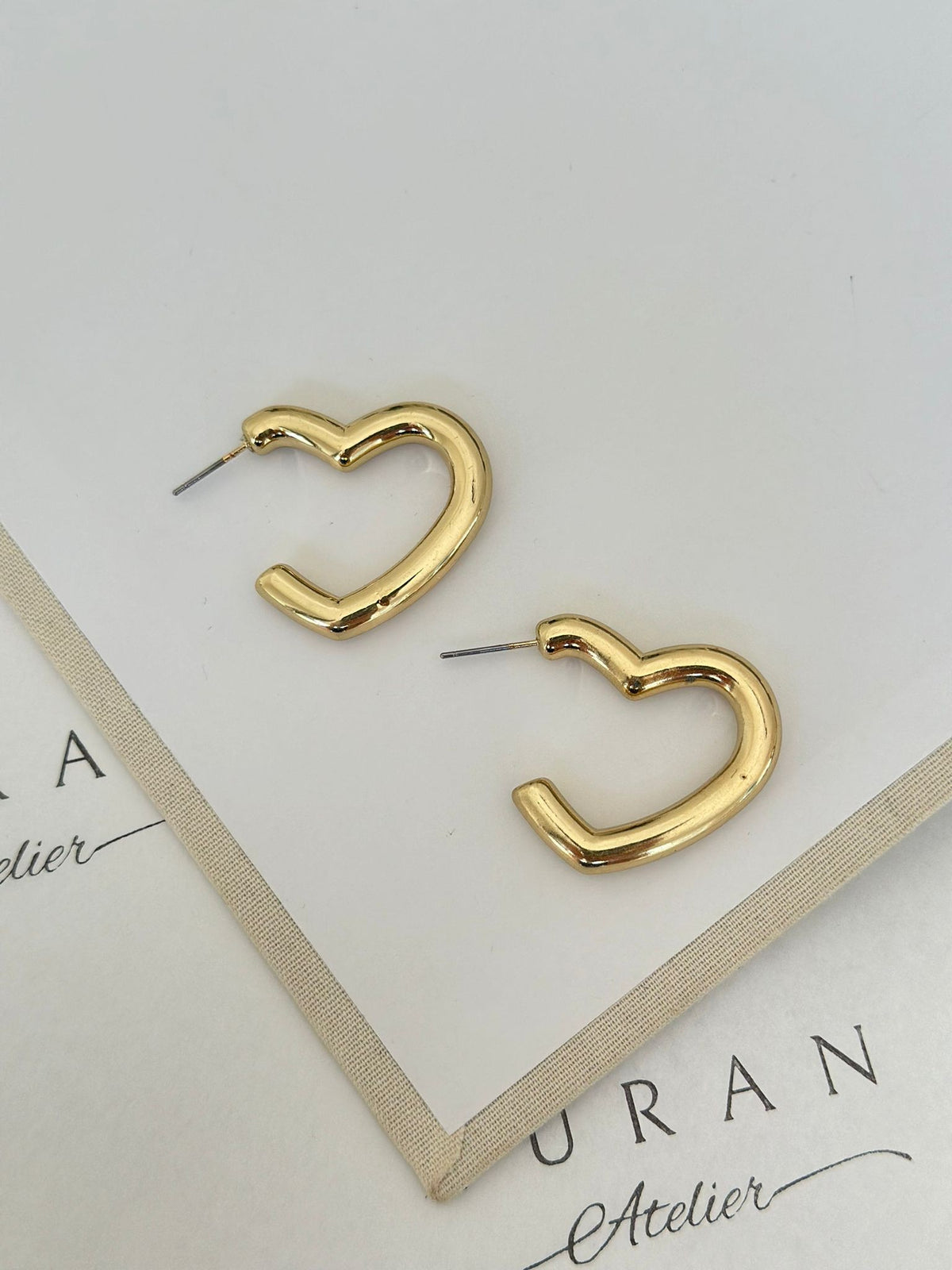 Gold Renk Hafif Kalp Küpe (Mini)