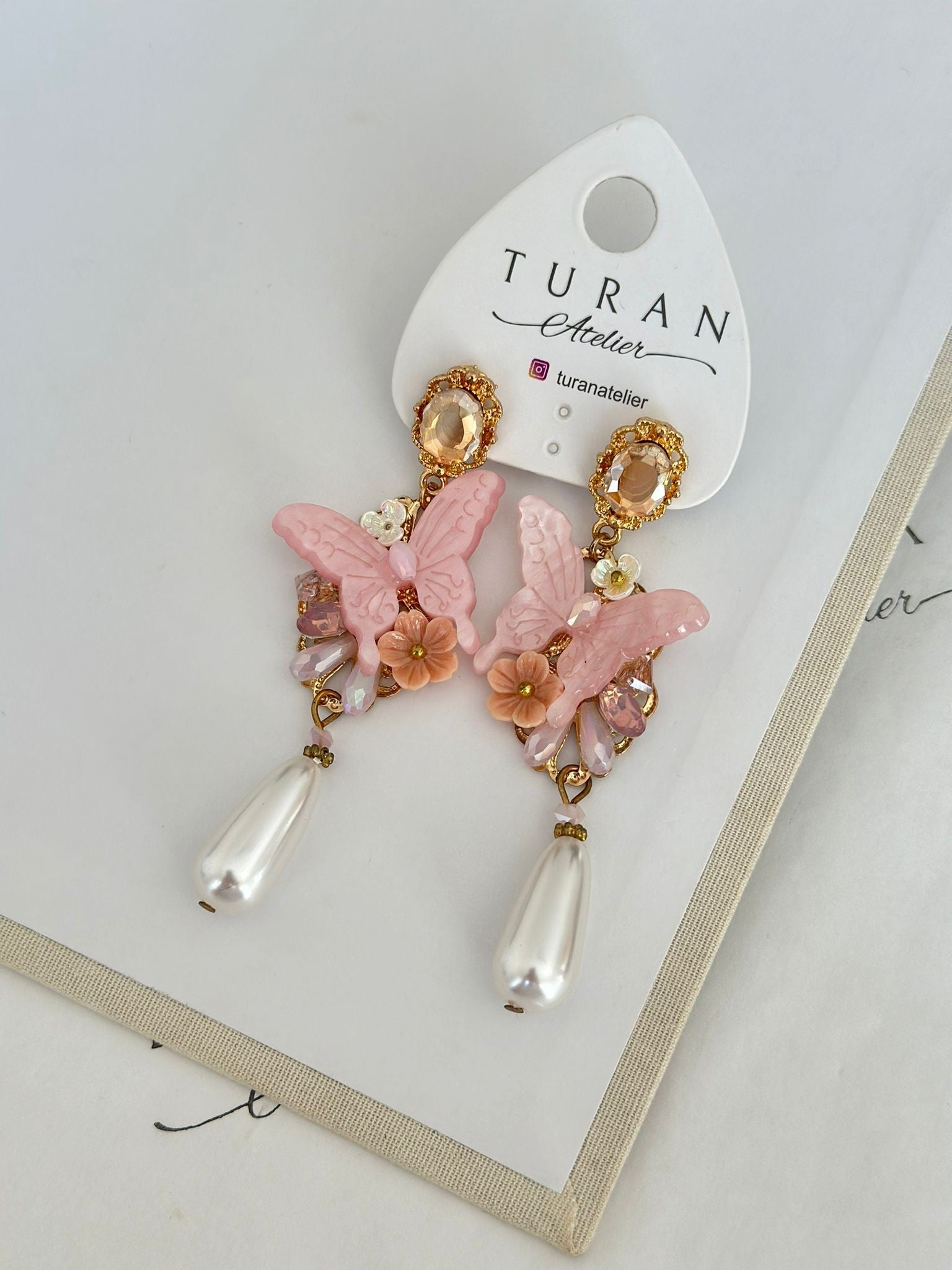 Kelebek Tasarım Küpe