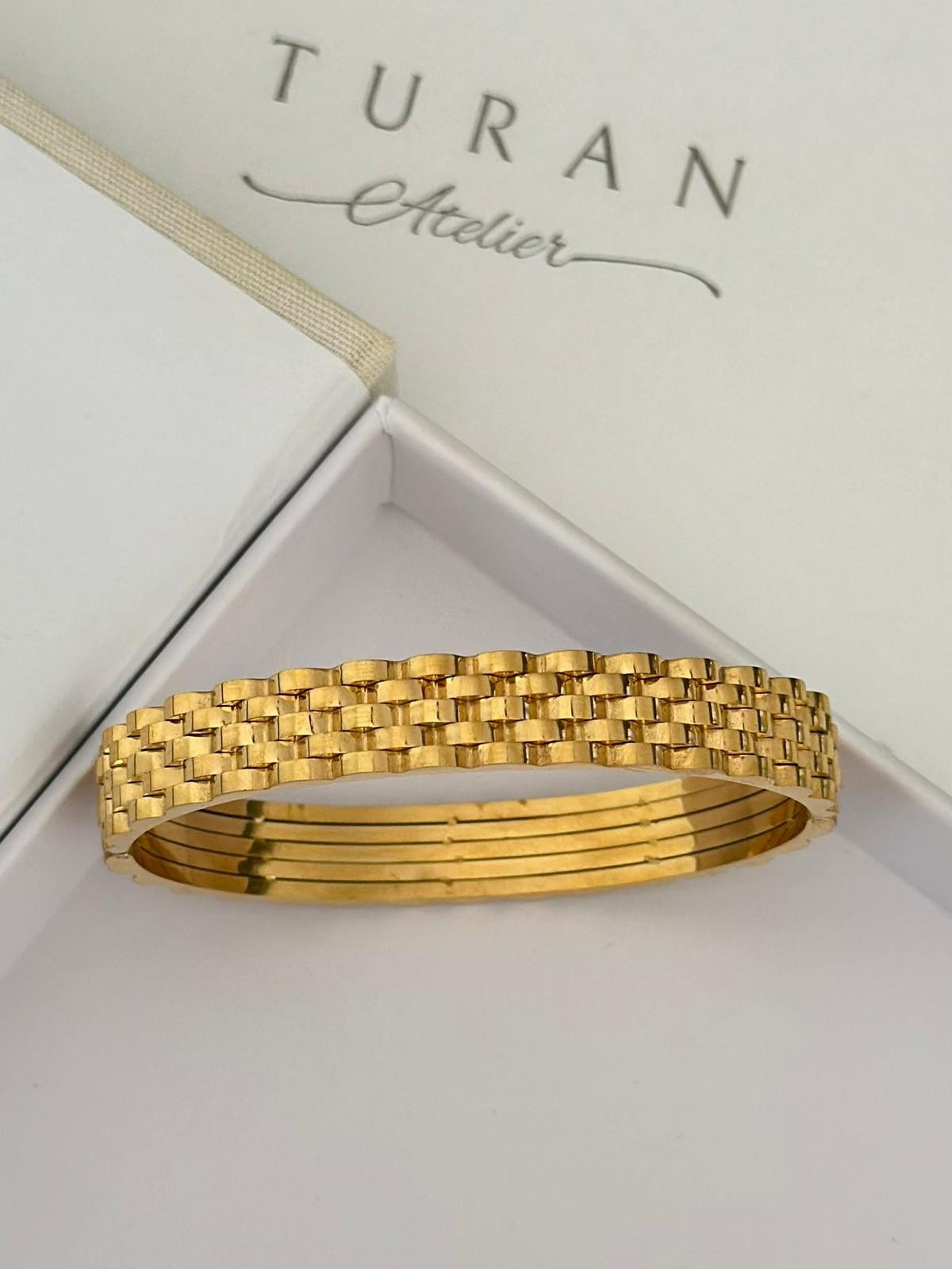 Saat Model Gold Kelepçe