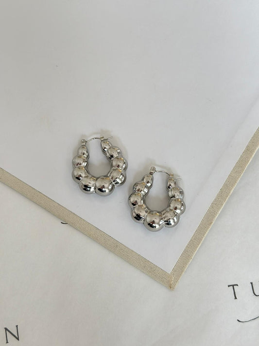 Gümüş Renk Topçuk Küpe